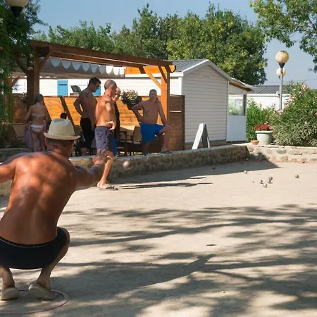 Camping Le Pin Parasol 3* Saint-Thibéry