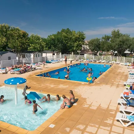 Camping Le Pin Parasol 3* Saint-Thibéry