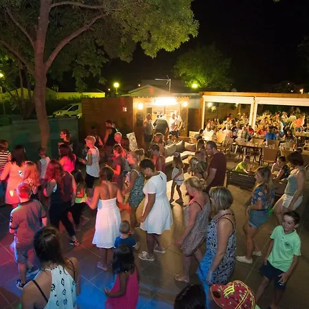 Camping Le Pin Parasol 3*