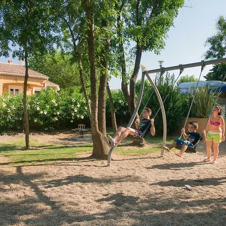 Camping Le Pin Parasol 3* Saint-Thibéry